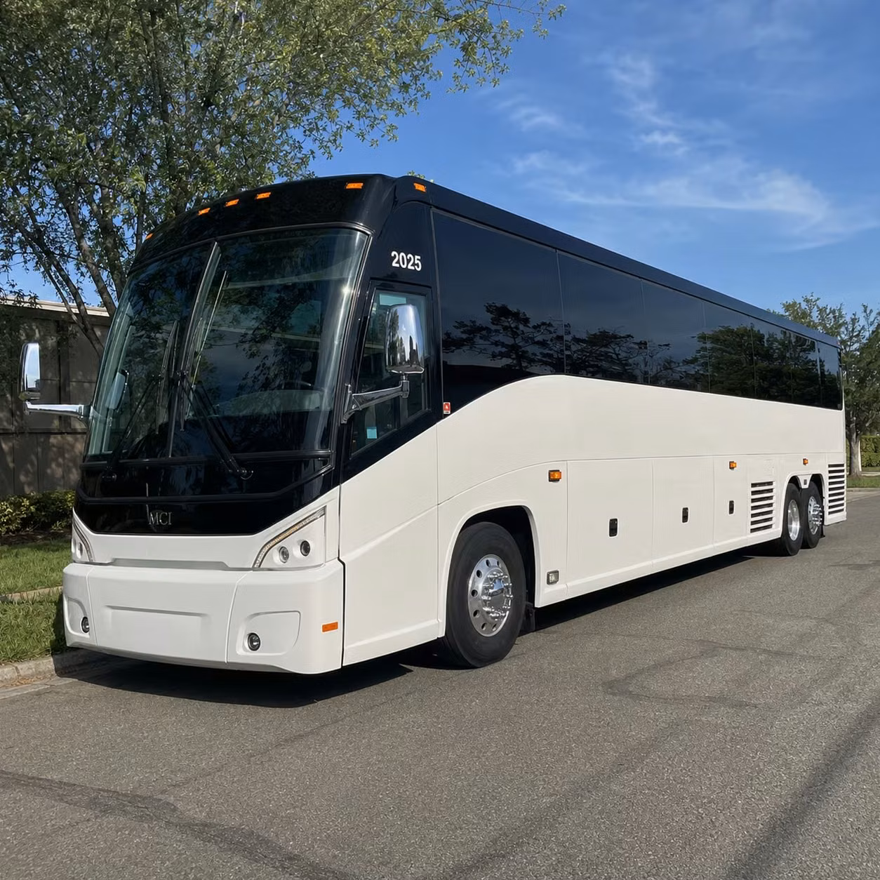 multi day trips and overnight bus rentals departing from visalia