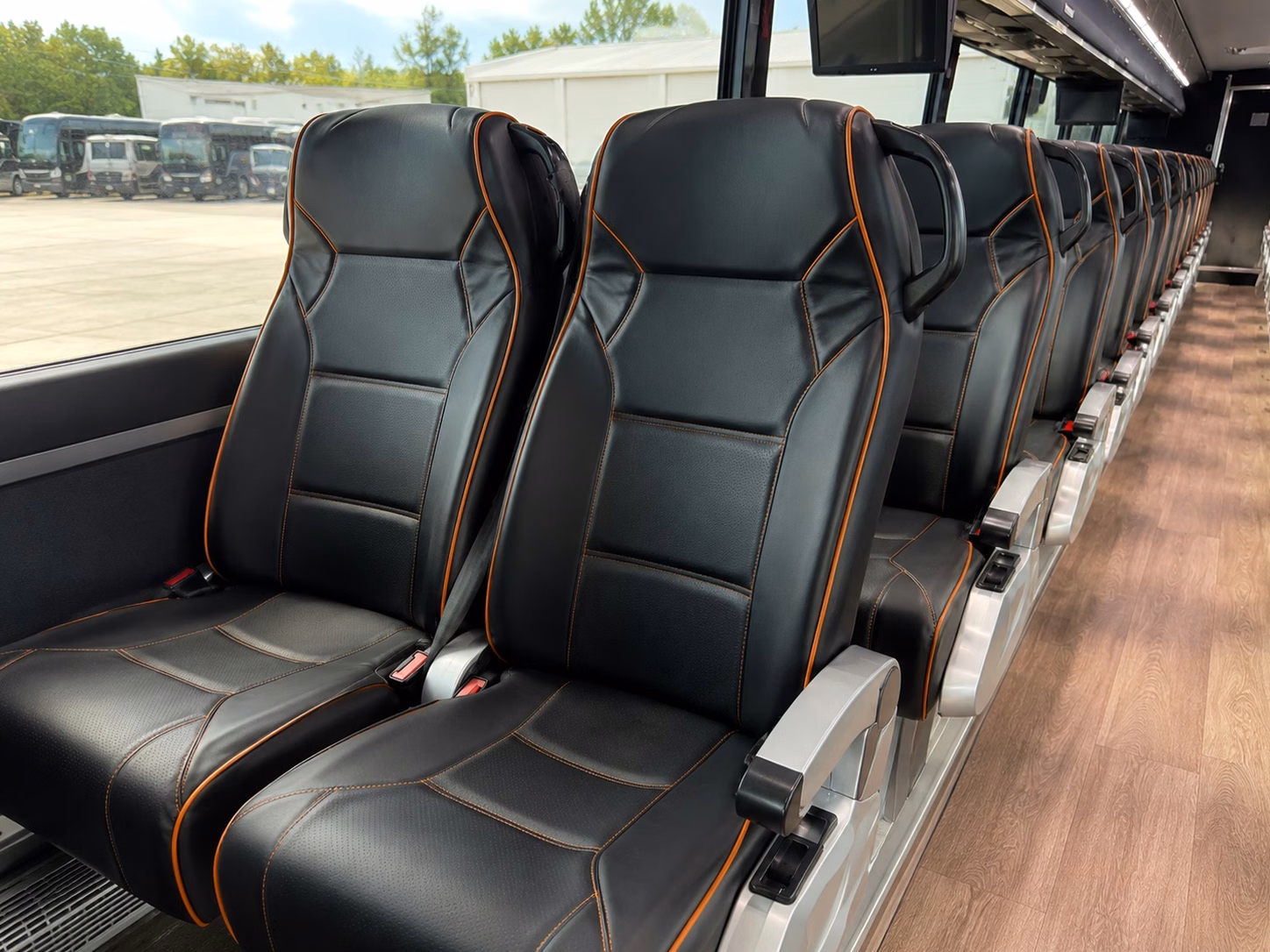 shuttle guests between visalia hotels and ceremony venues without the headaches